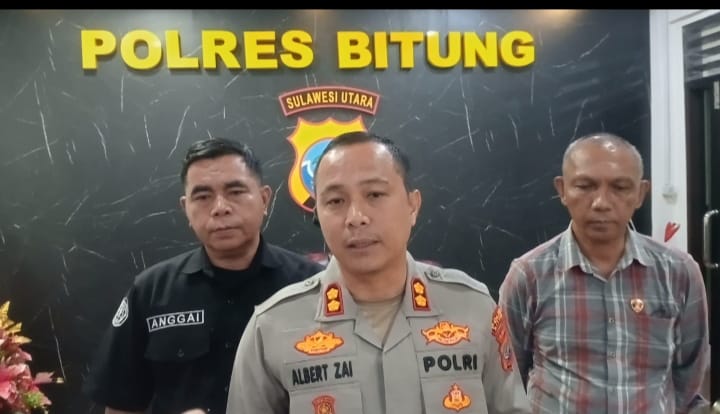      Kurang dari 8 Jam Kapolres Bitung AKBP ALBERT berhasil mengungkap dan menangkap para pelaku penganiayaan dengan senjata tajam                            