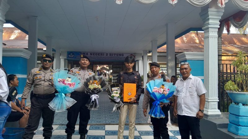  
Momen pengumuman kelulusan siswa tingkat SMA/SMK/MA sederajat di Kota Bitung
