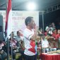dr. Jusnan C. Mokoginta, MARS, secara resmi membuka Turnamen Volley Ball Bupati Cup II