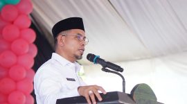 Bupati Bolaang Mongondow Utara Dr. Sirajudin Lasena, SE, M.Ec.Dev menghadiri kegiatan Khotamul Hifzil Qur’an Wal Imtihan Juz 29 dan 30 angkatan ke-III Metode UMMI SD-IT Waladun Sholeh tahun ajaran 2024/2025