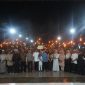 Pemerintah Kabupaten Bolaang Mongondow Utara (Bolmut) menggelar Pawai Obor yang dipusatkan di Lapangan Kembar Boroko
