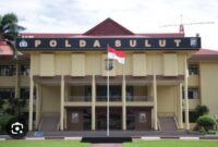 Dugaan penggelapan dokumen tanah warga kembali mencuat di Kota Manado. Seorang warga Kelurahan Tuminting berinisial HA resmi melaporkan mantan Kepala Lingkungan ke Polda Sulawesi Utara atas raibnya sejumlah dokumen penting miliknya