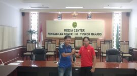 Dinilai Serang Kehormatan, Wartawan Steven Saroinsong Klarifikasi dan Minta Maaf ke Ketua PN Manado Achmad Peten Sili, S.H., M.H