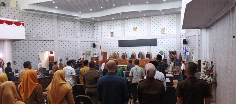 Rapat Paripurna DPRD yang digelar di ruang sidang DPRD Bolmut,