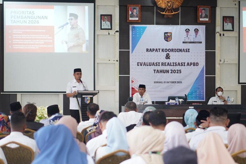 Sirajudin Lasena Tekankan Disiplin Anggaran pada Rakor Evaluasi APBD