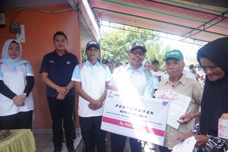 Pemda Bolmut Salurkan BLT kepada Ribuan Warga di Kecamatan Kaidipang dan Bolangitang Barat