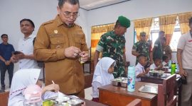 Bupati Boltara Launching Program Makan Bergizi Gratis di SDN 4 Sangkub