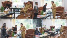Bupati Bolaang Mongondow Utara (Boltara), Sirajudin Lasena, melakukan pertemuan dan diskusi dengan Sekretaris Jenderal Kementerian Dalam Negeri, Tomsi Tohir, di Kantor Pusat Kemendagri, Jakarta,