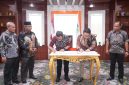 Bupati Boltara Tanda Tangani Perpanjangan Kerja Sama Fasilitas ATM Bank SulutGo