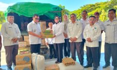 Bupati Boltara Serahkan Bantuan Logistik bagi Korban Banjir Bandang di Gorontalo Utara