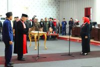 Hj. Dewi Zandra Astuti Mondo resmi dilantik sebagai Ketua Dewan Perwakilan Rakyat Daerah (DPRD) Kabupaten Bolaang Mongondow Utara (Boltara)
