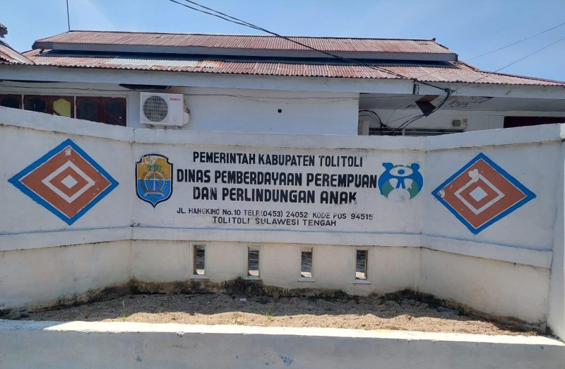 Kepala Dinas Pemberdayaan Perempuan dan Perlindungan Anak Kabupaten Tolitoli, Halima Setyoningrum, SE,MM, mengimbau korban kekerasan terhadap perempuan dan anak agar tidak takut melapor